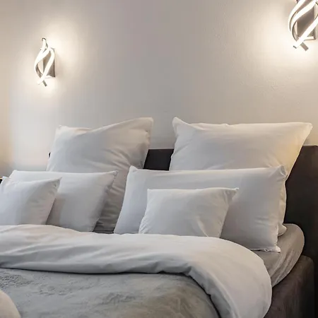Apartment für 2-4 Gäste, mitten in Hamburg, exklusiver und moderner Style-2
